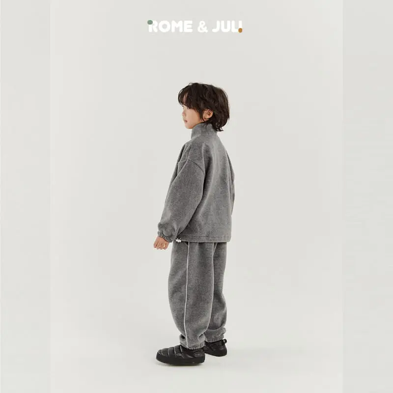 Rome Juli - Korean Children Fashion - #childofig - Fluffy Top Bottom Set - 5