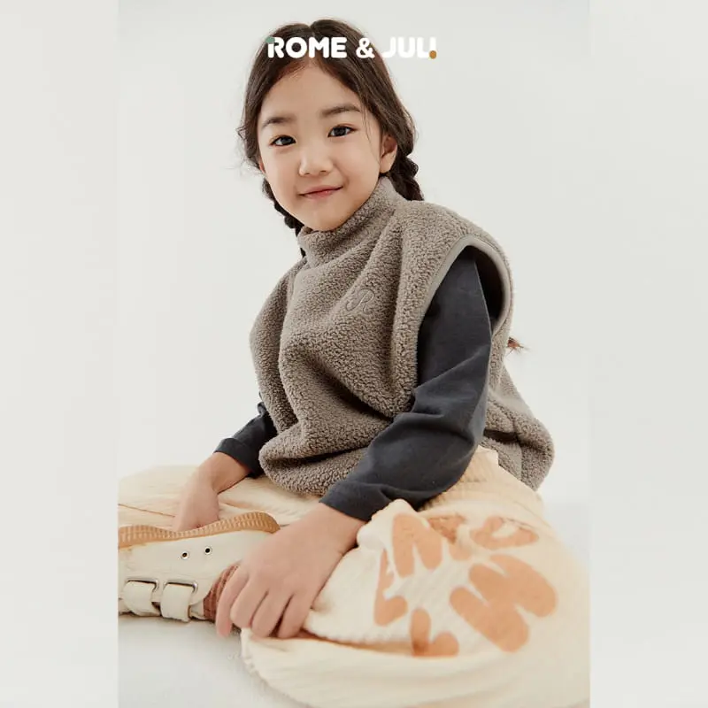 Rome Juli - Korean Children Fashion - #designkidswear - RJ Warmer Vest - 11