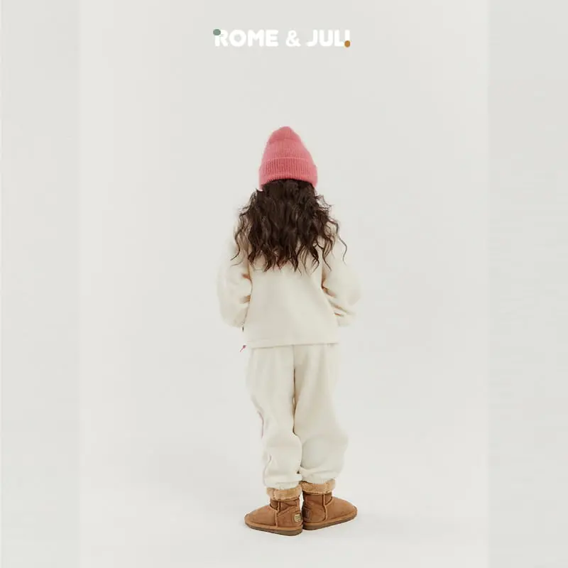 Rome Juli - Korean Children Fashion - #kidzfashiontrend - Fluffy Top Bottom Set - 12