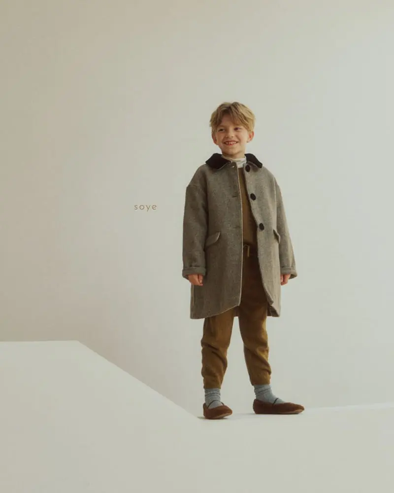 Soye - Korean Children Fashion - #childofig - Velvet Ring Coat - 7