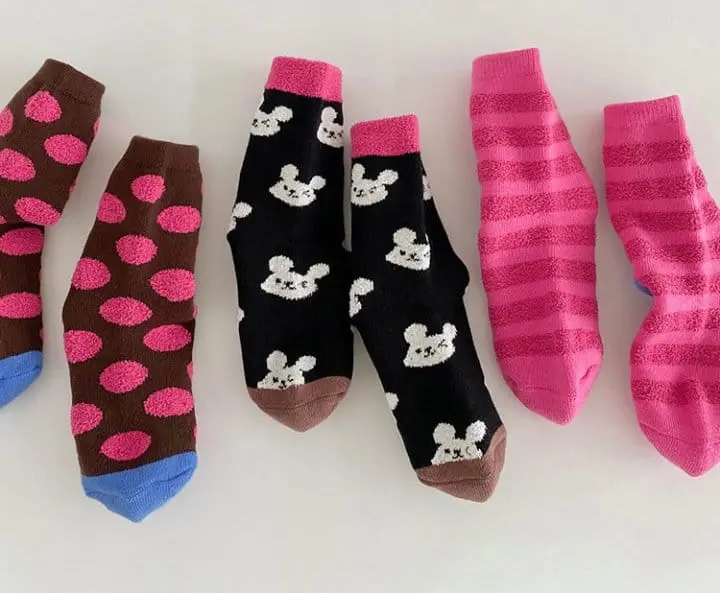 Ante j - Korean Children Fashion - #prettylittlegirls - Fleece 582 Dot Dog Socks