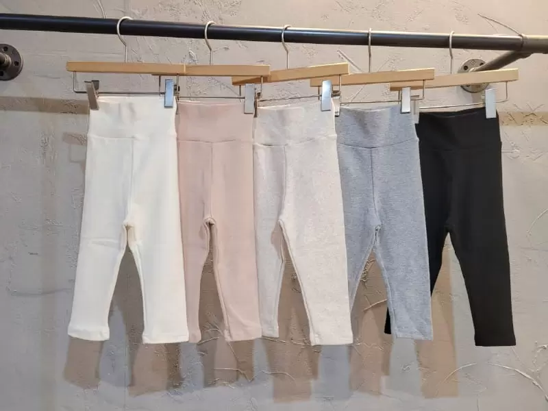 Atree - Korean Children Fashion - #childrensboutique - Bong Bong Fleece Leggings - 2