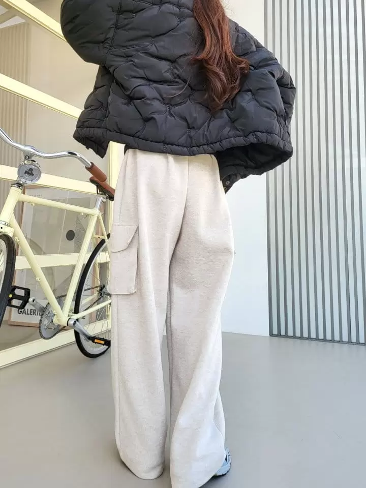 Corner0123 - Korean Women Fashion - #shopsmall - Wide GunBbbang Pants - 2