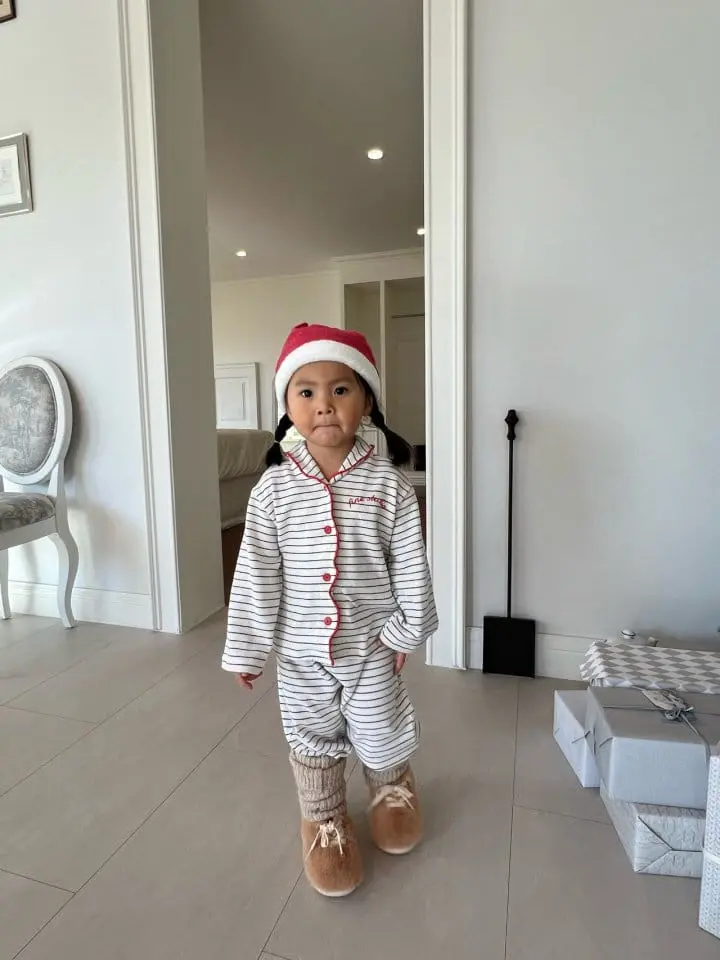 Fine-Studio - Korean Children Fashion - #childofig - Collar Seelpwear Top Bottpm Set - 5