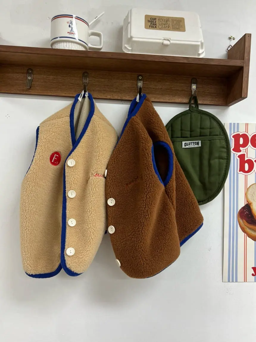 Fine-Studio - Korean Children Fashion - #designkidswear - Cushy Fluffy Vest