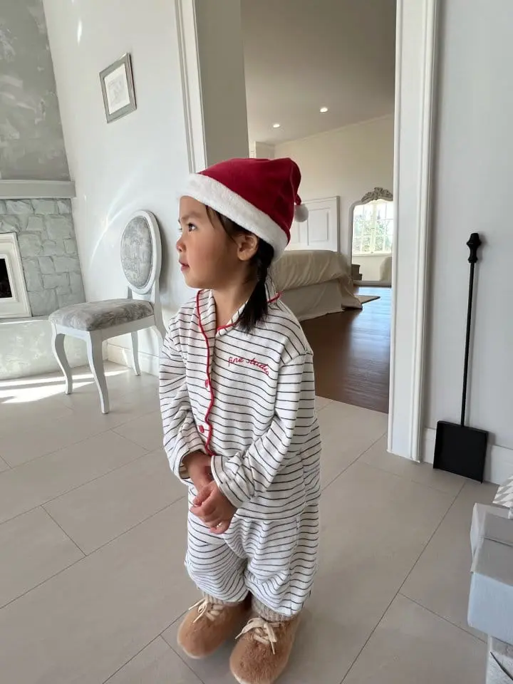 Fine-Studio - Korean Children Fashion - #kidsstore - Collar Seelpwear Top Bottpm Set - 11