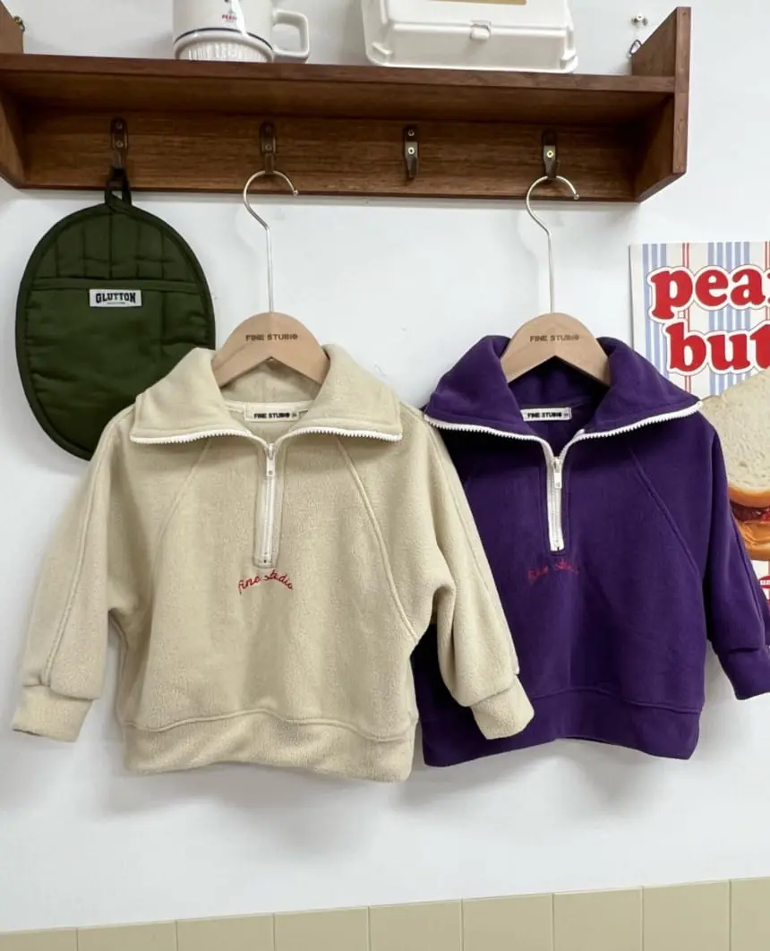 Fine-Studio - Korean Children Fashion - #magicofchildhood - Polis Collar Sweatshirt