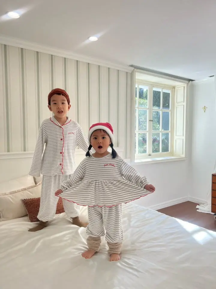 Fine-Studio - Korean Children Fashion - #minifashionista - Collar Seelpwear Top Bottpm Set - 2