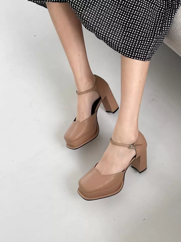 Golden Shoe - Korean Women Fashion - #thatsdarling - B1106 Slipper & Sandals - 7