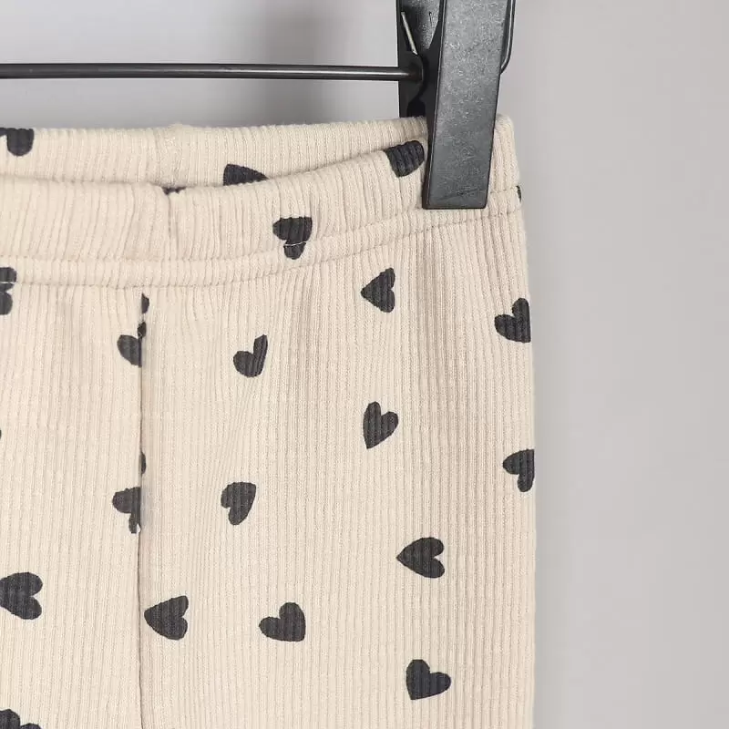 Kingboy - Korean Children Fashion - #kidsshorts - Rib Fleece Heart Leggings - 10