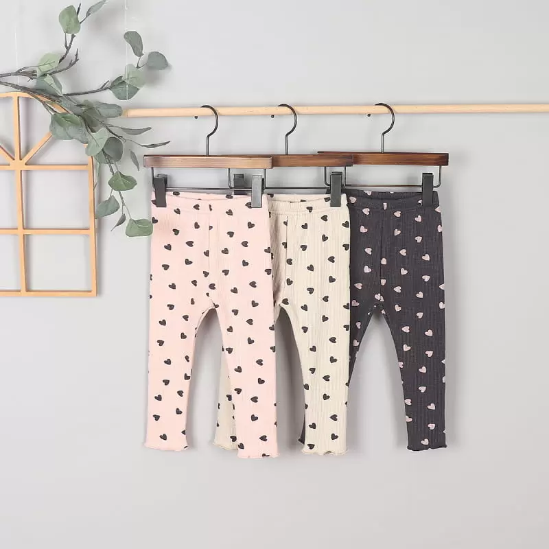 Kingboy - Korean Children Fashion - #todddlerfashion - Rib Fleece Heart Leggings - 2