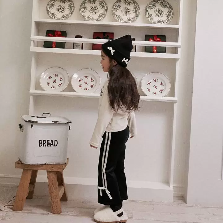 Lago - Korean Children Fashion - #kidzfashiontrend - Line Fleece Boots Cut Pants