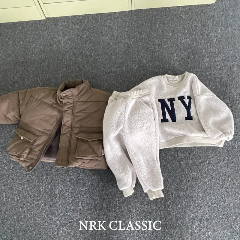 Nrk - Korean Children Fashion - #stylishchildhood - NY Fleece Top Bottom Set - 7