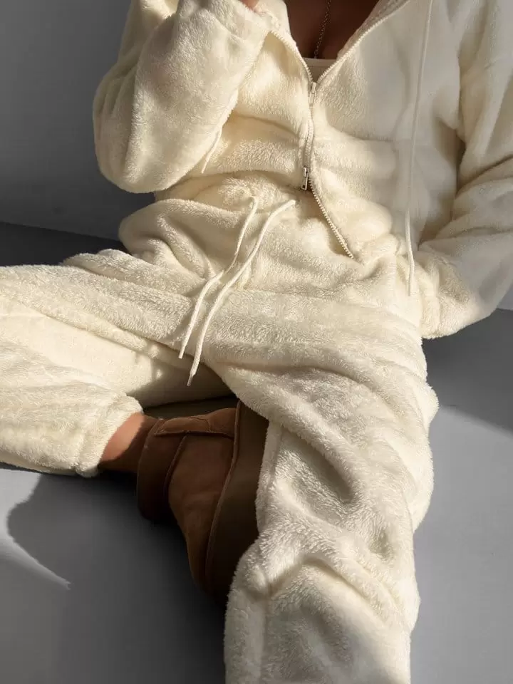 Paper Moon - Korean Women Fashion - #momslook - teddy fleeced jogger trousers