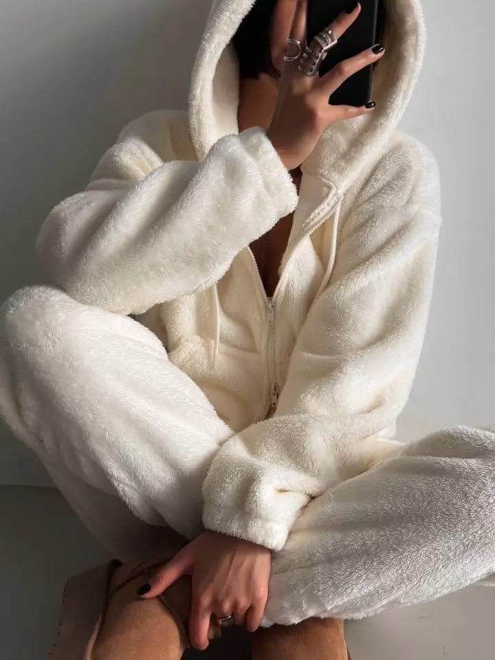 Paper Moon - Korean Women Fashion - #momslook - teddy fleeced jogger trousers - 3
