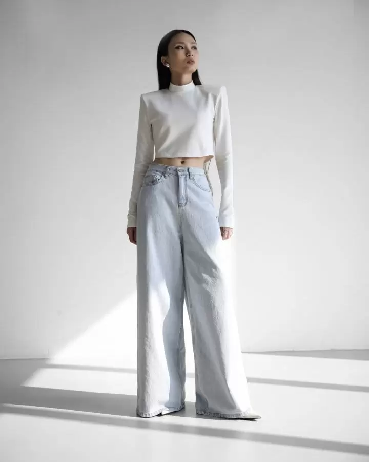Paper Moon - Korean Women Fashion - #momslook - iced blue wide leg flared denim jeans - 2