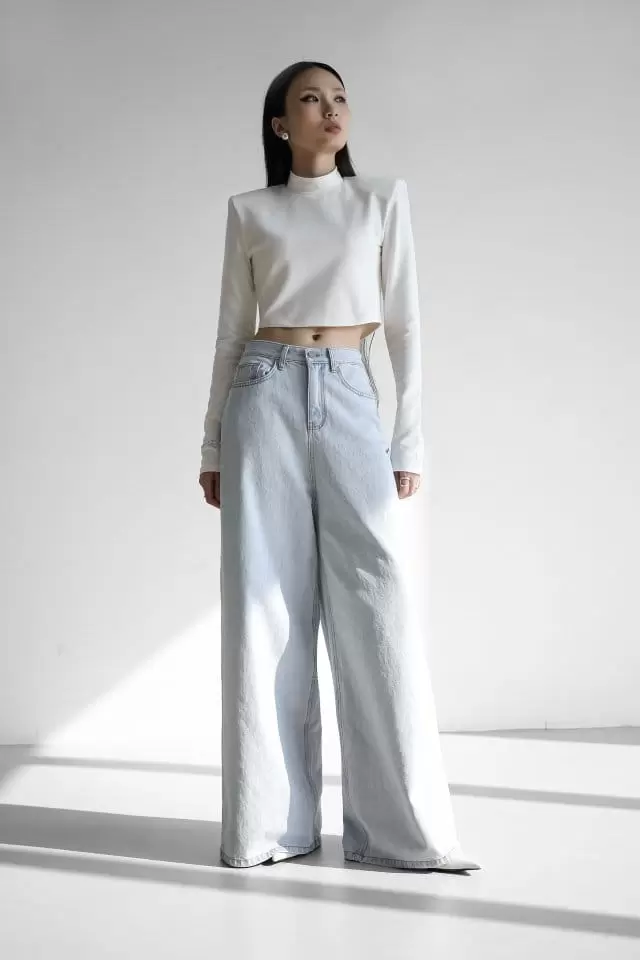 Paper Moon - Korean Women Fashion - #momslook - padded shoulder mock neck cropped top - 3
