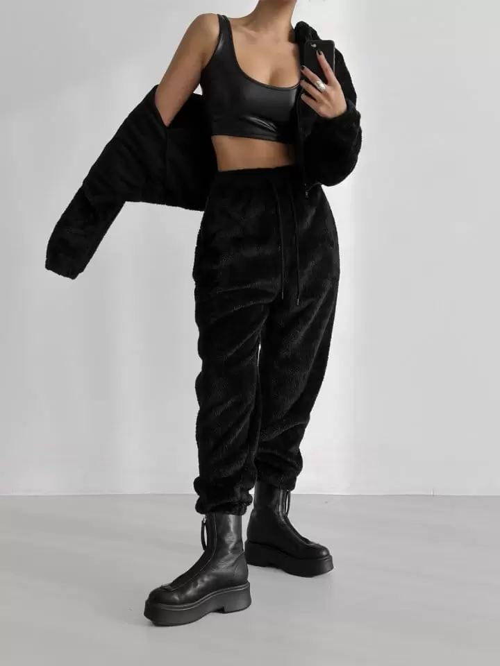 Paper Moon - Korean Women Fashion - #womensfashion - teddy fleeced jogger trousers - 4