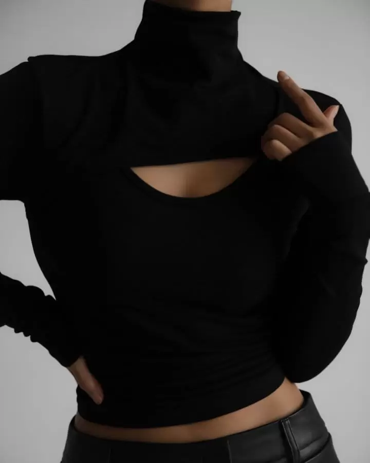 Paper Moon - Korean Women Fashion - #shopsmall - Front Cut - Out Detail Long Sleeved Turtleneck Tee - 2