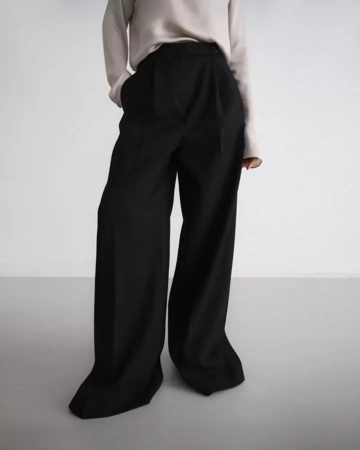 Paper Moon - Korean Women Fashion - #thatsdarling - Classic Wide Pleated Palazzo Pants - 2