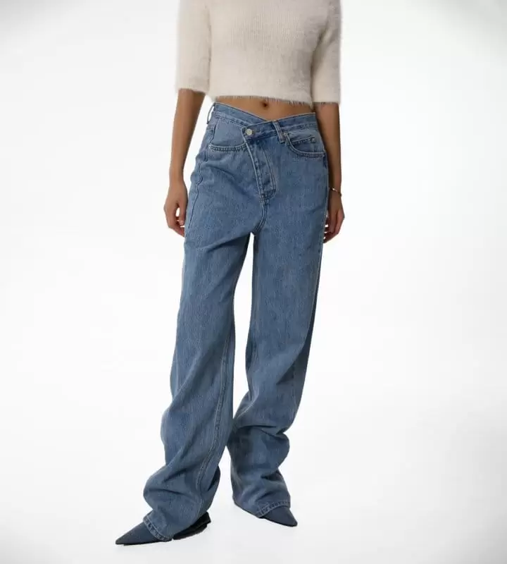 Paper Moon - Korean Women Fashion - #womensfashion - Wrap Button Fly Straight Denim Jeans 