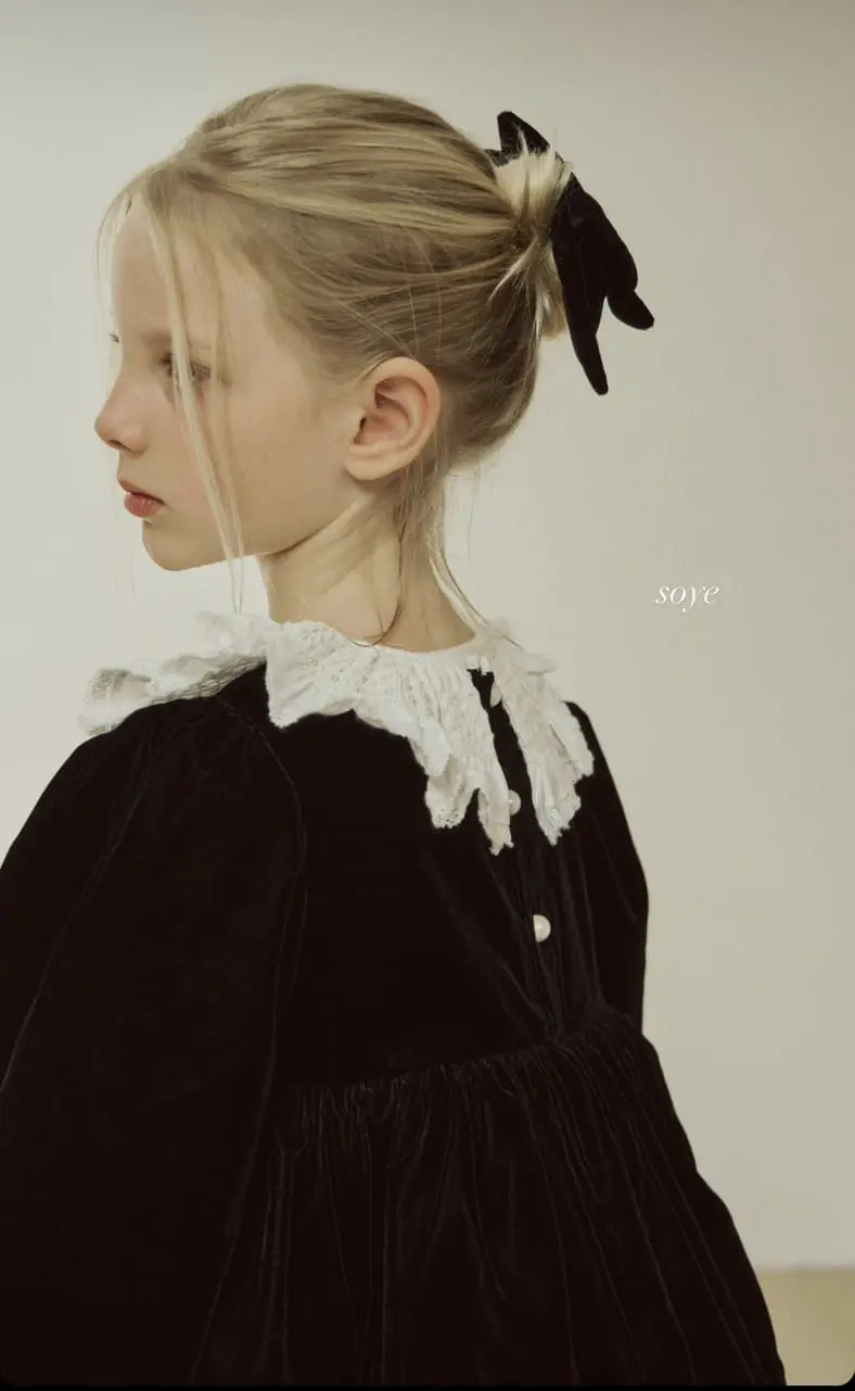 Soye - Korean Children Fashion - #kidsshorts - Velvet Pia Dress