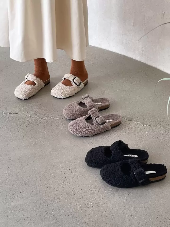 Ssangpa - Korean Women Fashion - #momslook - UDC 3100 Fleece Slipper & Sandals - 8