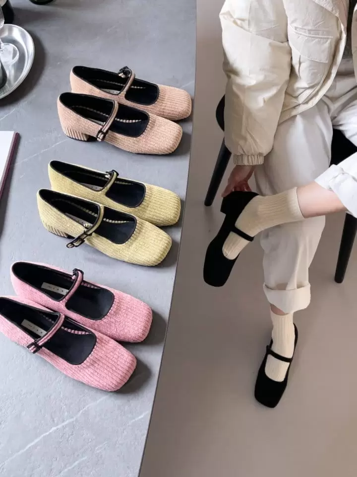 Ssangpa - Korean Women Fashion - #thelittlethings - UDC 3203  Flats & Ballerinas