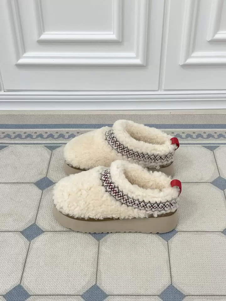 Ssangpa - Korean Women Fashion - #vintagekidsstyle - BU 3028 Real Fleece Slipper & Sandals - 7