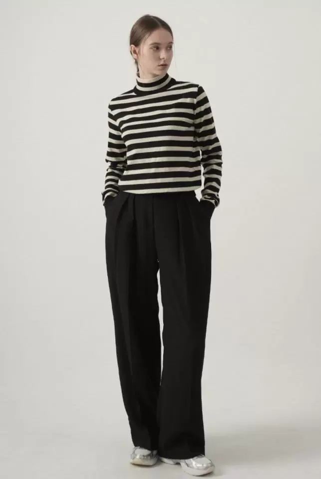 Tahiti - Korean Women Fashion - #pursuepretty - Murphy Turtleneck Tee - 2